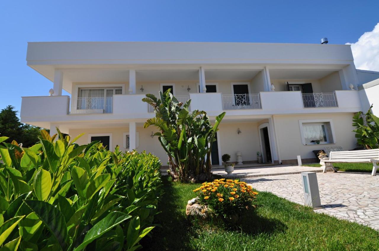 Villa Marcella Room Порто Чезарео Екстериор снимка