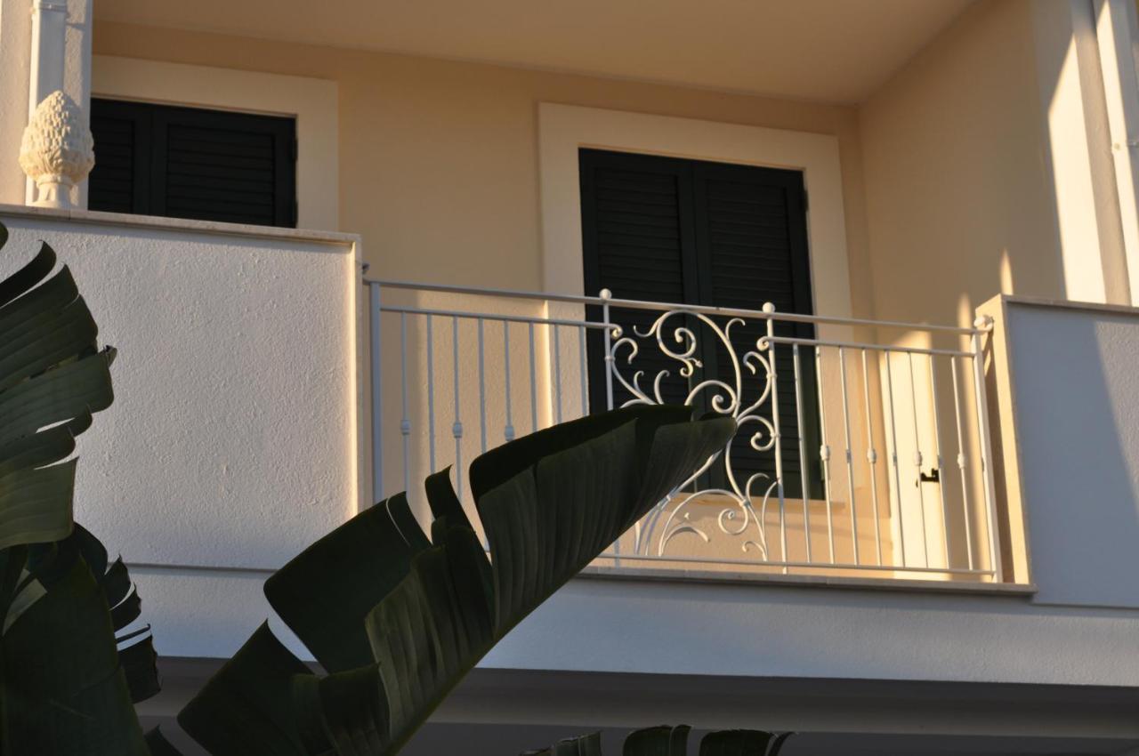 Villa Marcella Room Порто Чезарео Екстериор снимка