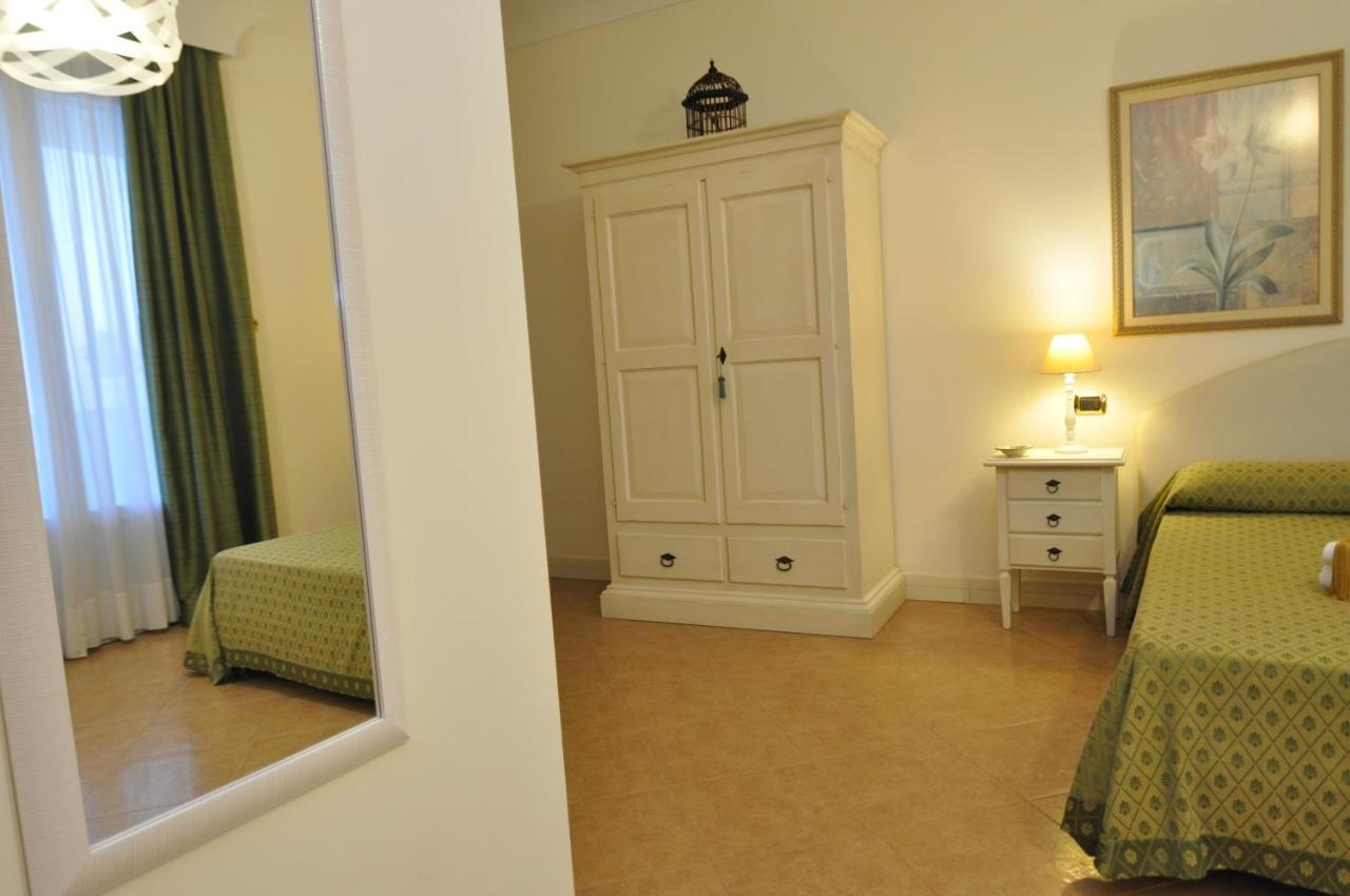 Villa Marcella Room Порто Чезарео Екстериор снимка