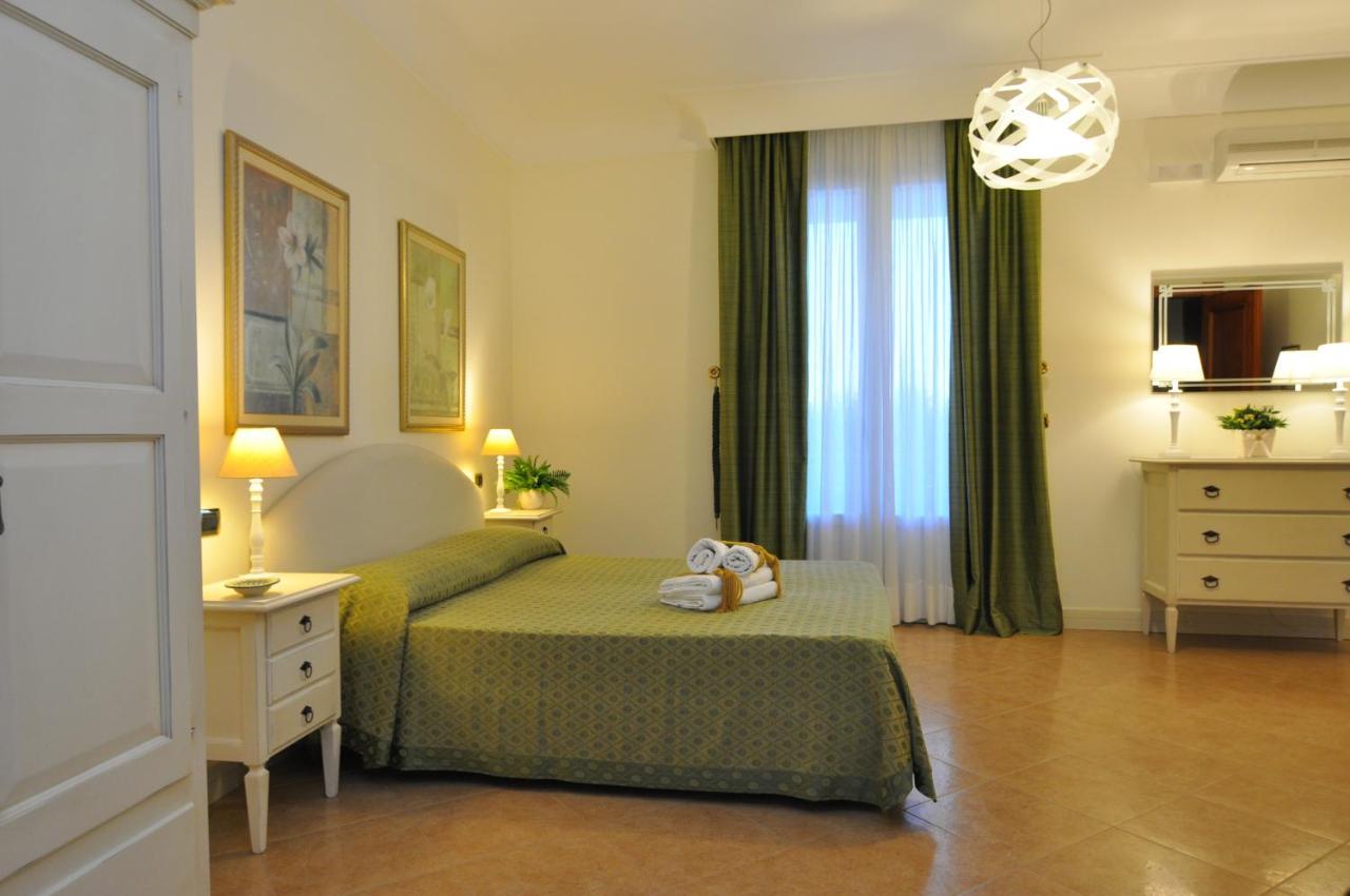 Villa Marcella Room Порто Чезарео Екстериор снимка